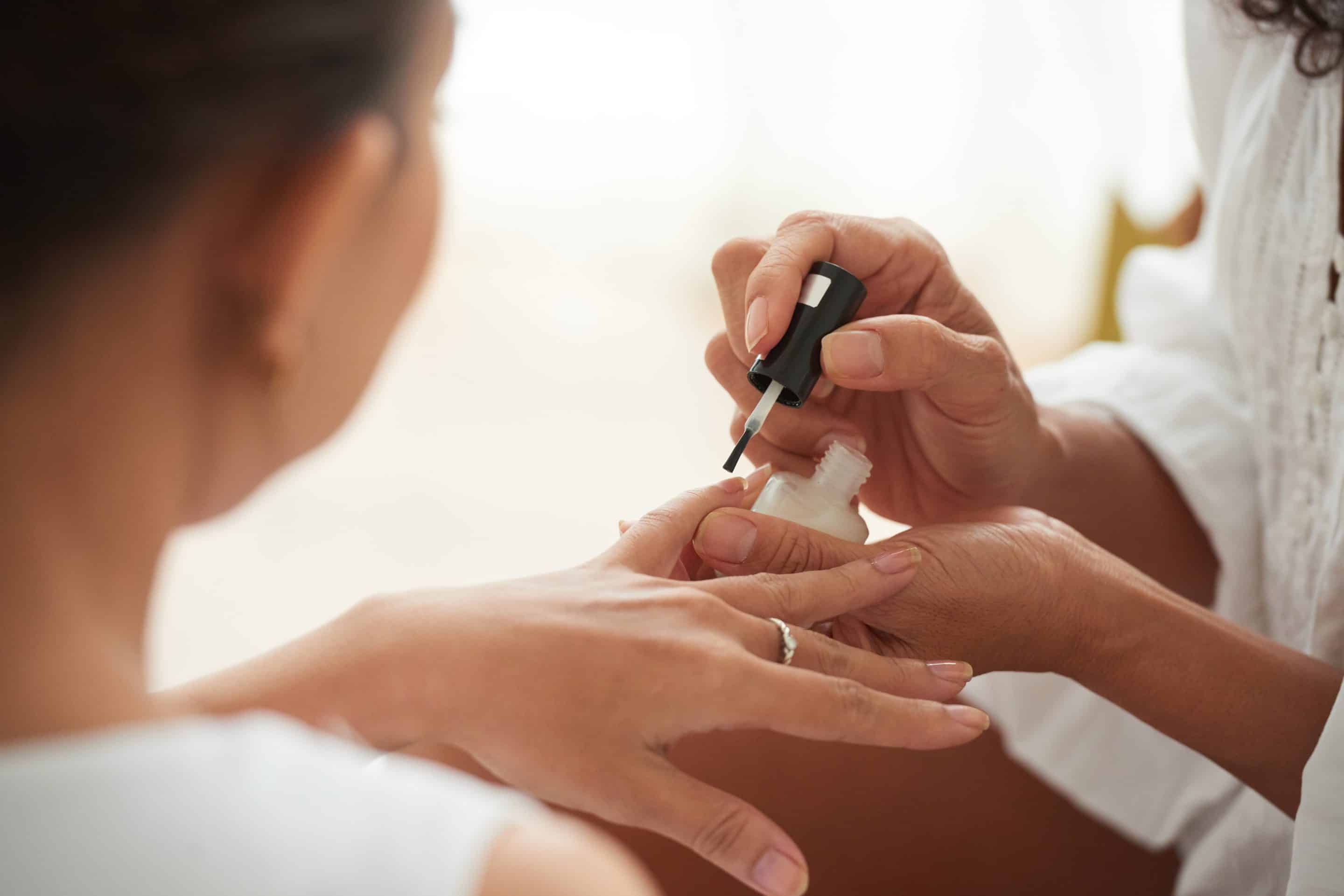 Formation Beauté des mains  Manucure professionnelle et soins esthétiques c3 paris